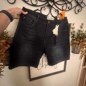 Tailor Vintage Dark Jean Shorts